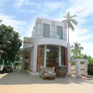 oyo-28836-hotel-salkara-residency.kerala-hotels.net/